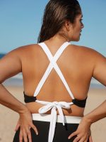 Black Contrast Trim Plus Size Bikini Top - Image 2