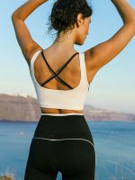 White Contrast Square Neck Sports Bra - Light Support - Image 2