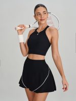 Black Round Neck Sports Bra - Light Support - Image 9