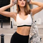 Off White Contrast Ruched V Neck Sports Bra